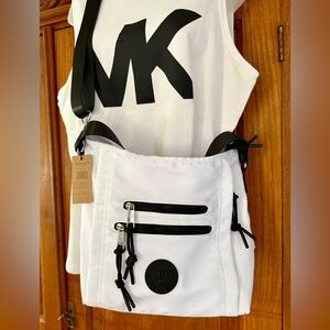 RARE BearPaw White w Black Accents Crossbody Bag